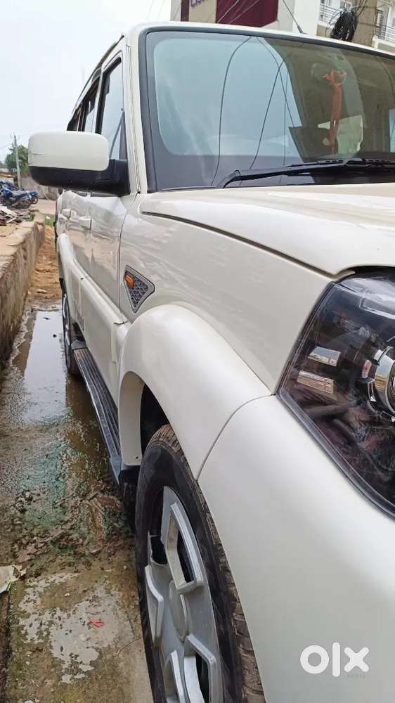 Mahindra Scorpio 2018 Diesel 108000 Km Driven