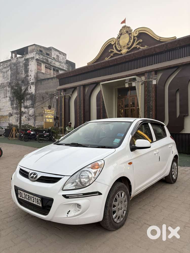 Hyundai I20 Sportz 1.2 Bs-iv, 2011, Petrol