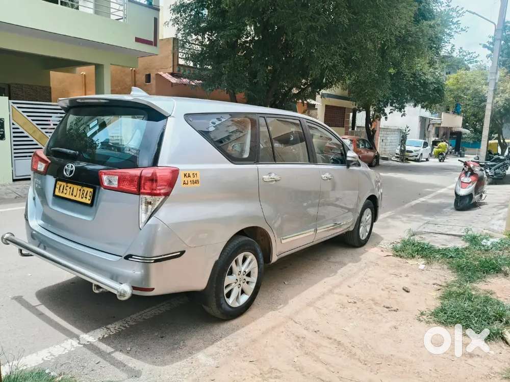 Toyota Innova Crysta 2.4 Gx 2023