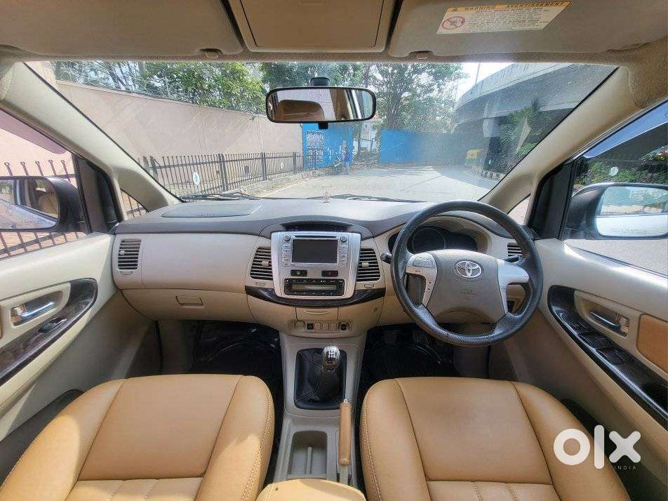 Toyota Innova 2.5 Z Diesel 7 Seater, 2014, Diesel
