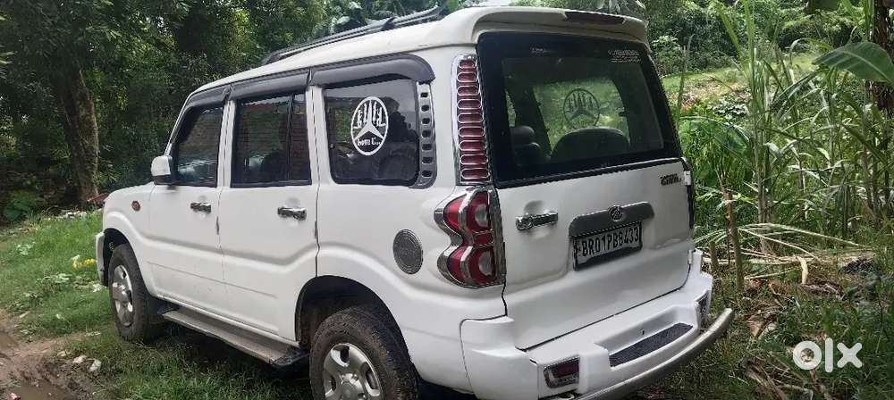 Mahindra Scorpio Lx
