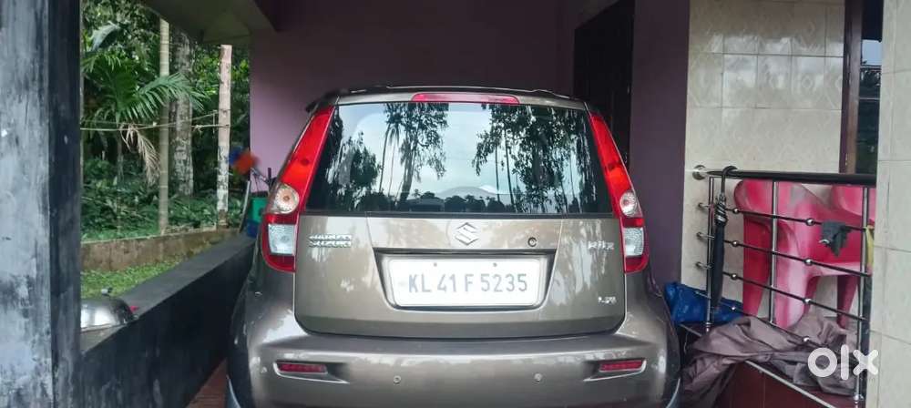 Maruti Suzuki Ritz Lxi 2012