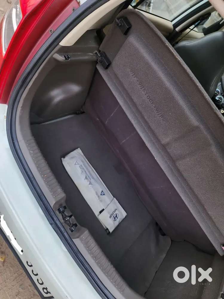 Hyundai I10 2011 Petrol Well Maintained