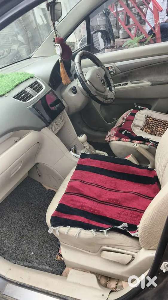 Maruti Suzuki Ertiga 2013