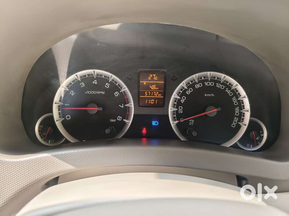 Maruti Suzuki Ertiga 2012-2015 Zxi, 2013, Petrol