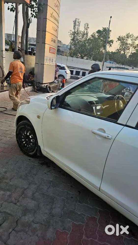 Maruti Suzuki Swift 2013 Lxi