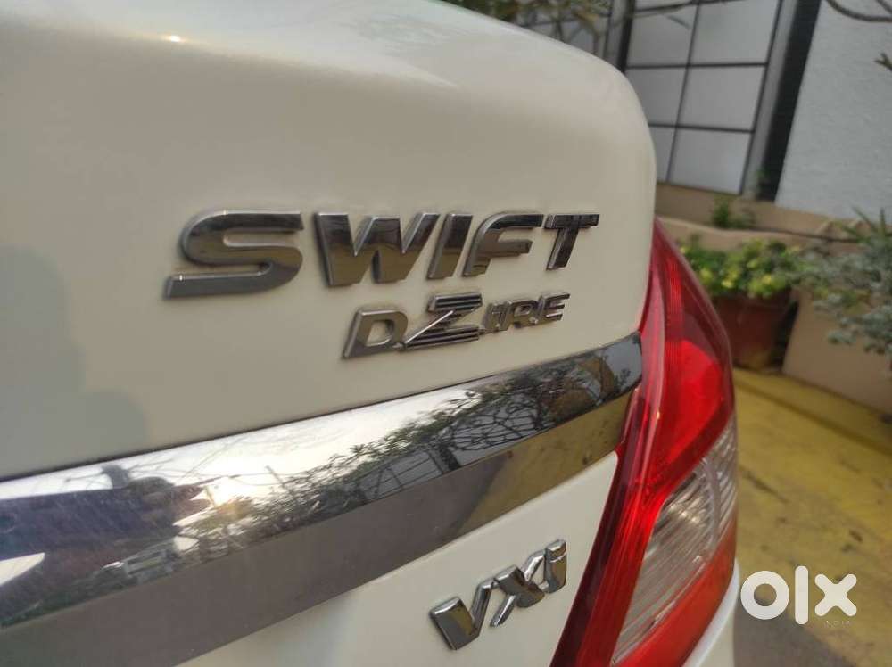 Maruti Suzuki Swift Dzire 1.2 Vxi Bsiv, 2013, Petrol