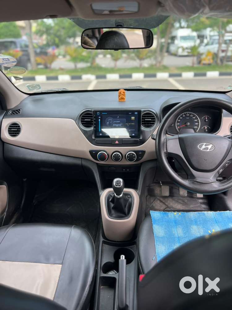 Hyundai Grand I10 Sportz, 2014, Petrol