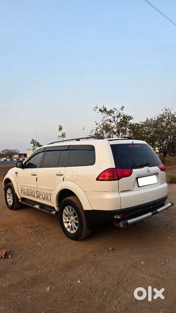 Mitsubishi Pajero Sport 2.5 Manual, 2013, Diesel