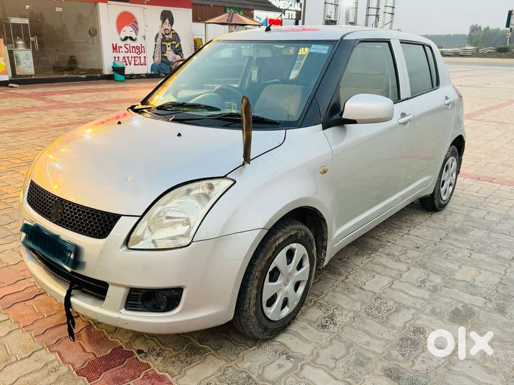 Swift Vxi Petrol 2011