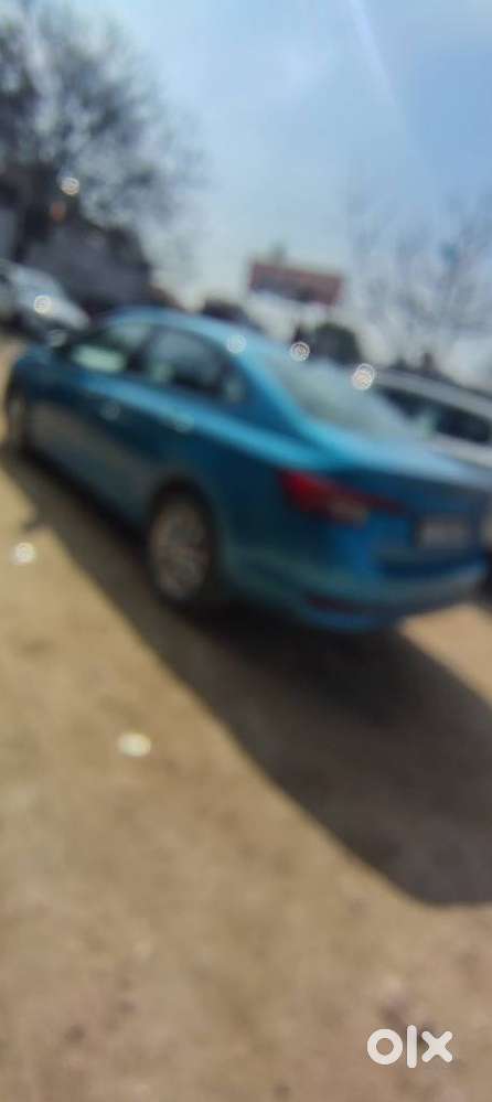 Skoda Slavia Style 1.0l Tsi At, 2022, Petrol