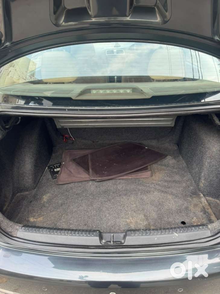 Volkswagen Vento 1.5 Tdi Highline Plus At, 2016