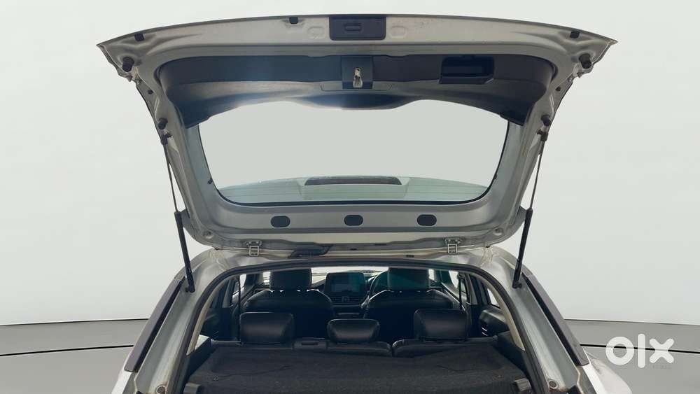 Maruti Suzuki Fronx Delta Plus 1.2 Mt, 2023, Petrol