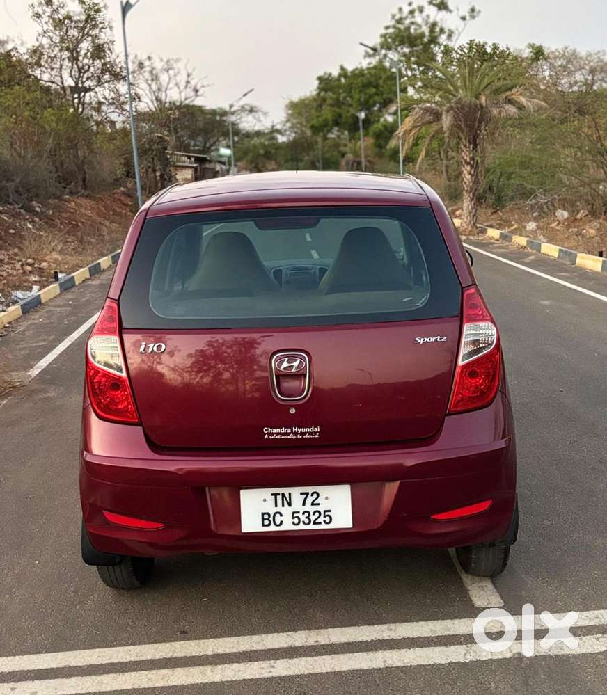 Hyundai I10 Sportz, 2015, Petrol