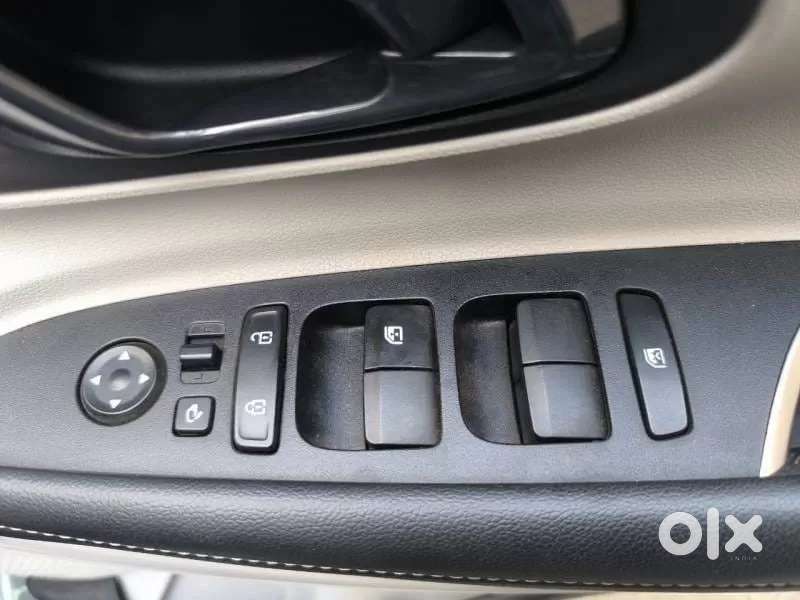 Hyundai I20 Asta (o) 1.2 Mt, 2024, Petrol