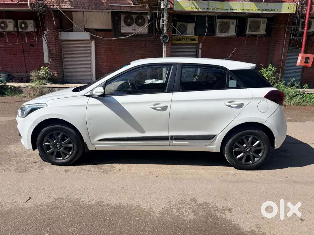 Hyundai I20 2020 Petrol Well Maintained Mohali Number