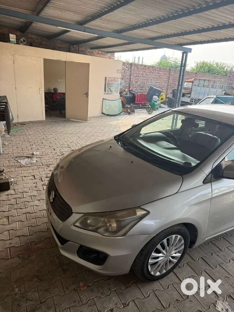 Silver Car In Good Condition