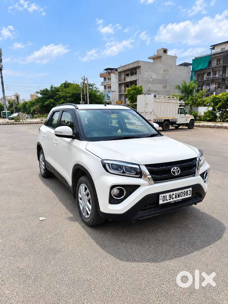 Toyota Urban Cruiser 1.5 Mid 2021