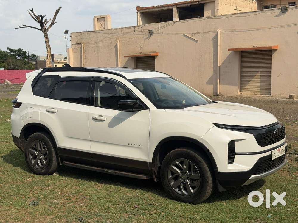 Tata Safari Pure Plus S, 2025, Diesel