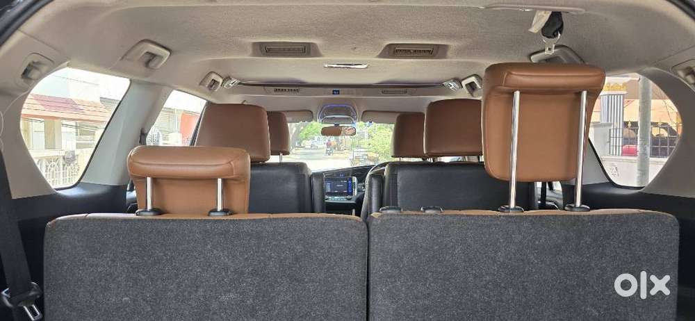 Toyota Innova Crysta 2.8z Automatic, 2017, Diesel