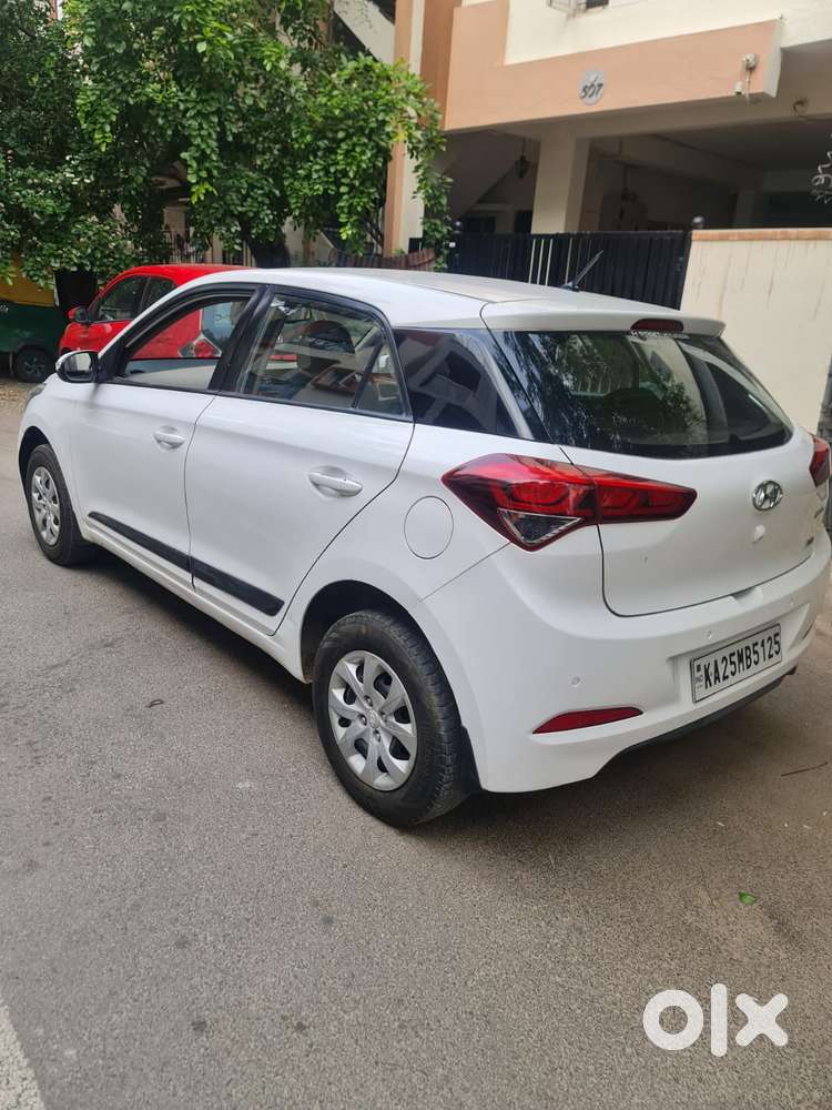 Hyundai I20 Diesel Sportz, 2016, Petrol