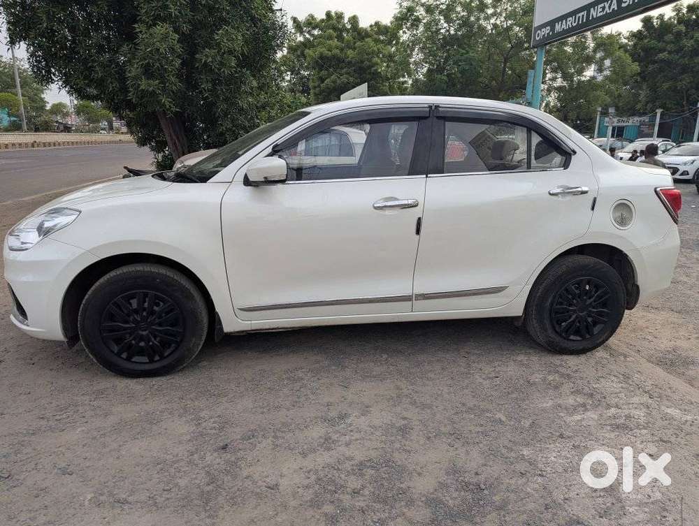 Maruti Suzuki Swift Dzire Vxi Optional, 2021, Petrol