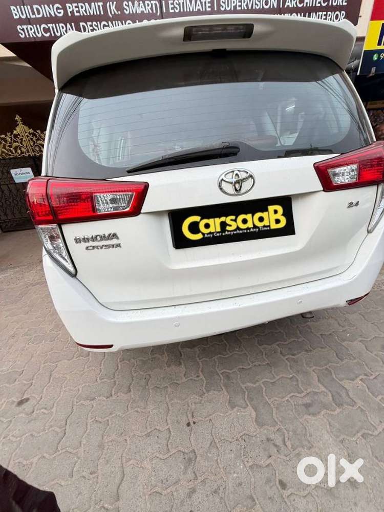 Toyota Innova Crysta
