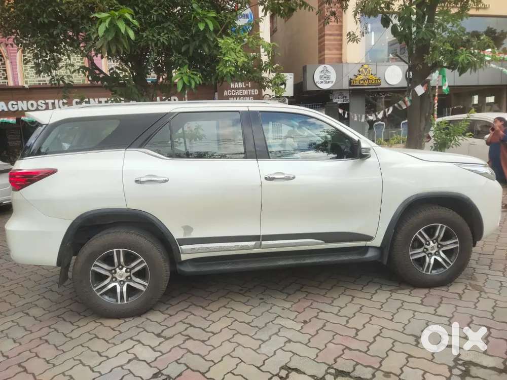 Toyota Fortuner Legender 2018
