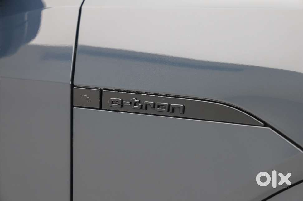 Audi Q8 Sportback E-tron 55, 2023, Electric