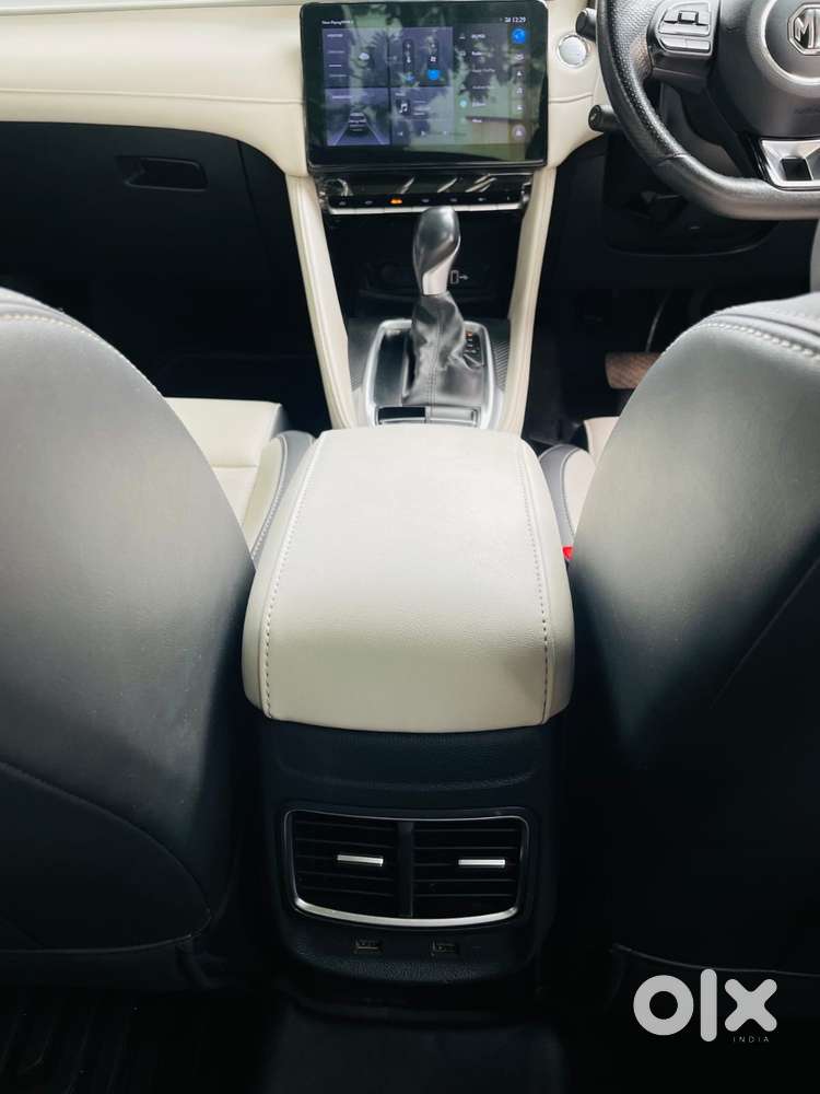 Mg Astor Zs Vti-tech Cvt Sharp, 2022, Petrol