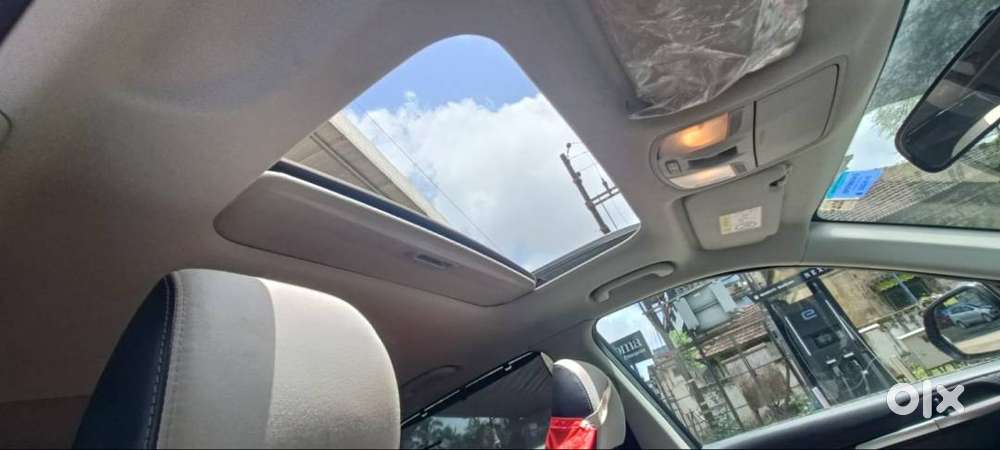 Kia Sonet Petrol G 1 Dct Htx Automatic