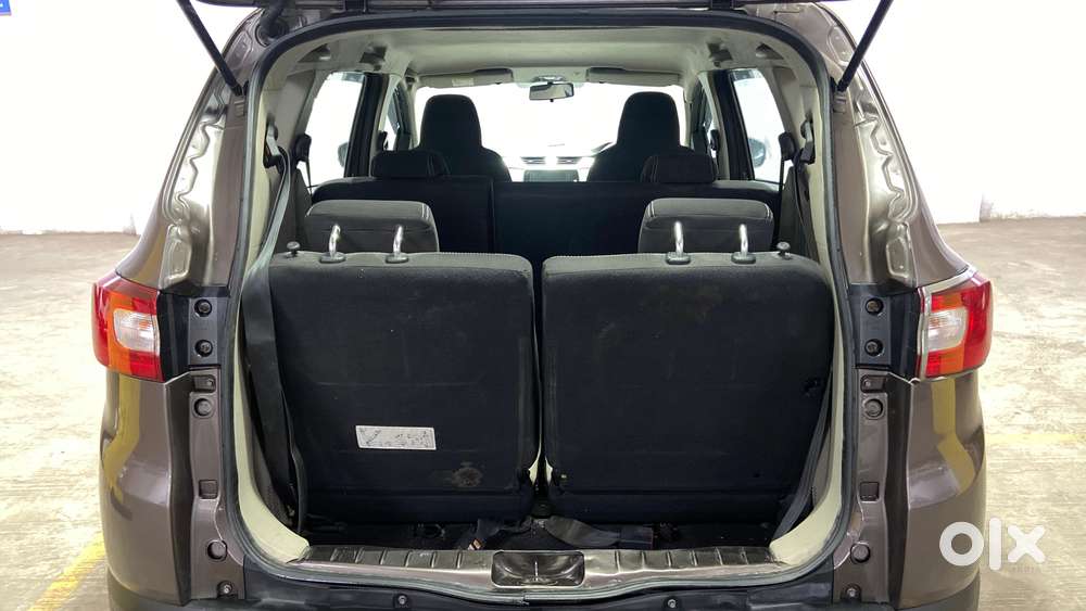 Renault Triber Rxz, 2022, Petrol