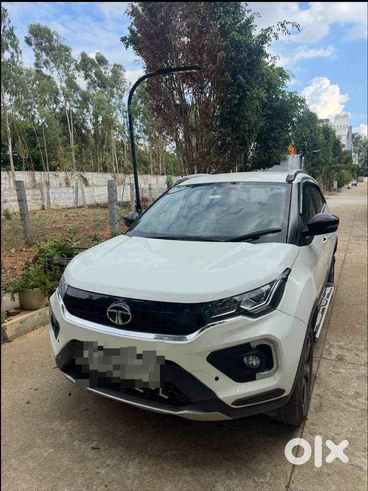 Tata Nexon Xz+ Petrol Mt 2022  25k Km  Single Owner  Tata Serviced