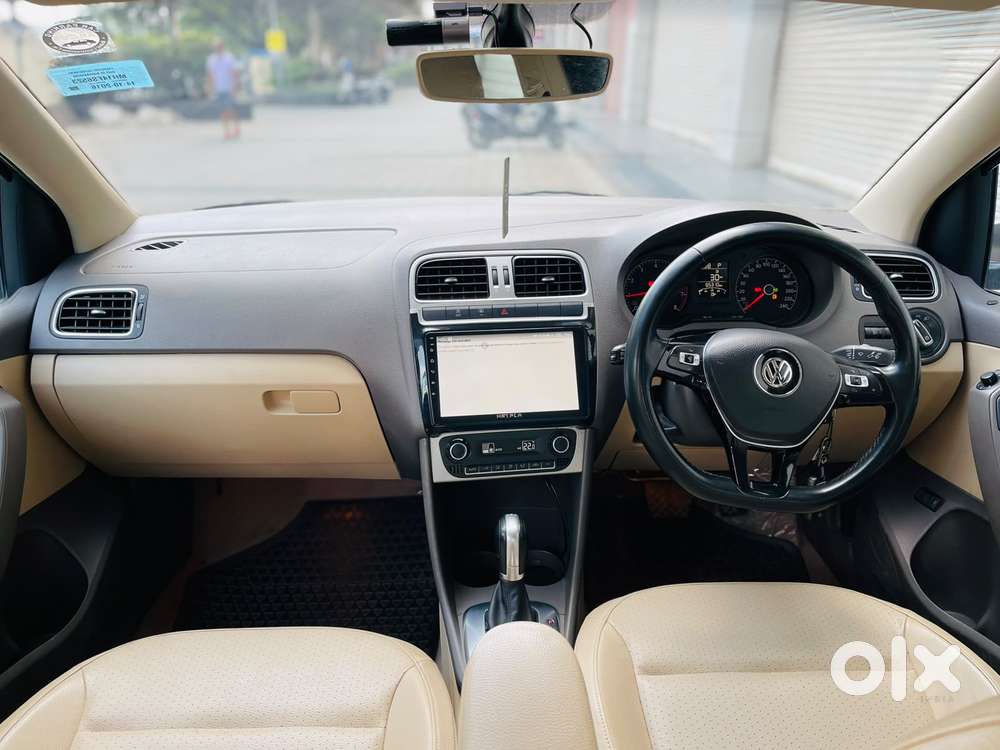 Volkswagen Vento 1.2 Tsi Highline Plus At, 2016, Petrol