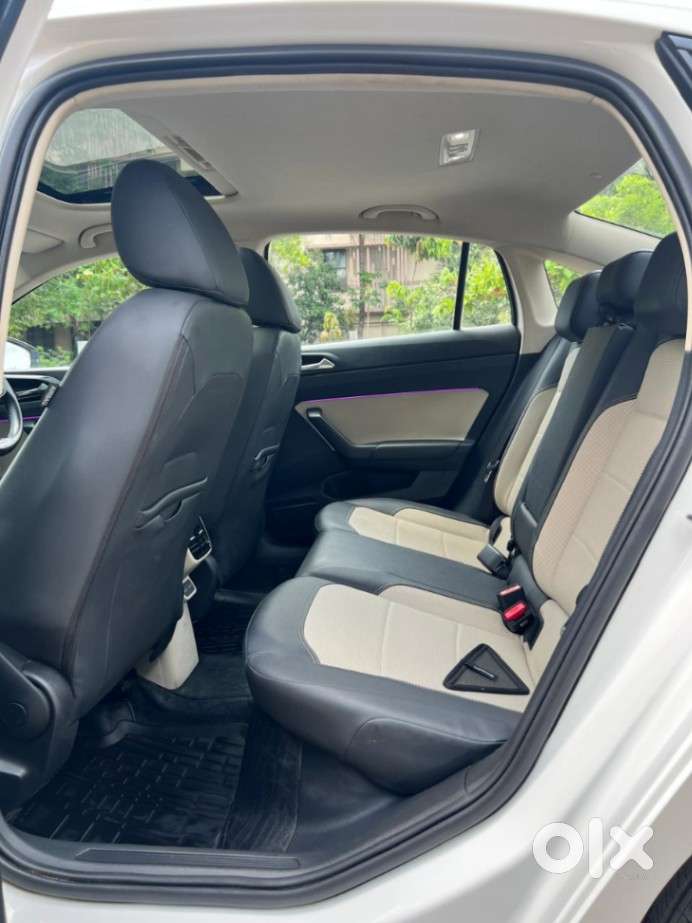 Skoda Slavia 1.0 Tsi Style At, 2023, Petrol