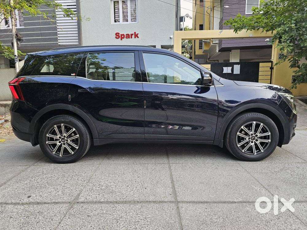 Mahindra Xuv700 2.2 Ax 7 Diesel At Luxury Pack Str, 2024, Diesel