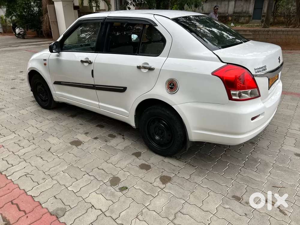 Maruti Suzuki Swift Dzire Tour, 2016, Diesel