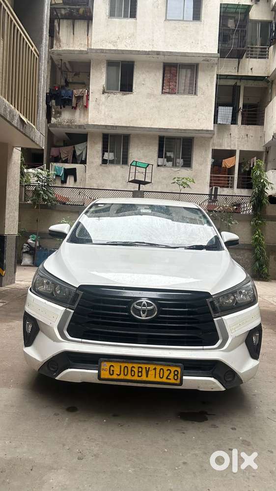 Toyota Innova Crysta 2.4 G Mt 8s, 2022, Diesel