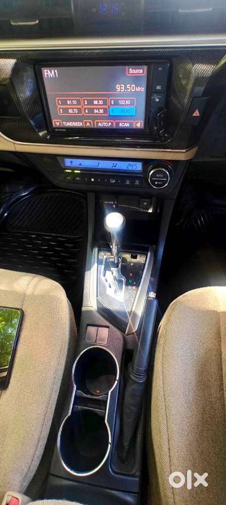 Toyota Corolla Altis 2013-2017 G At, 2015, Petrol