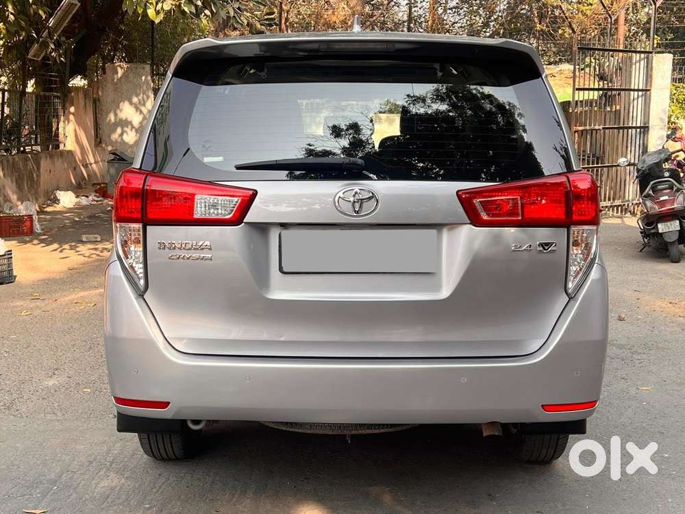 Toyota Innova Crysta