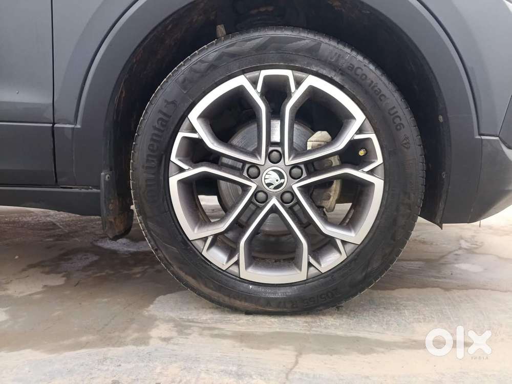 Skoda Kushaq Ambition 1.0l Tsi Mt, 2023, Petrol