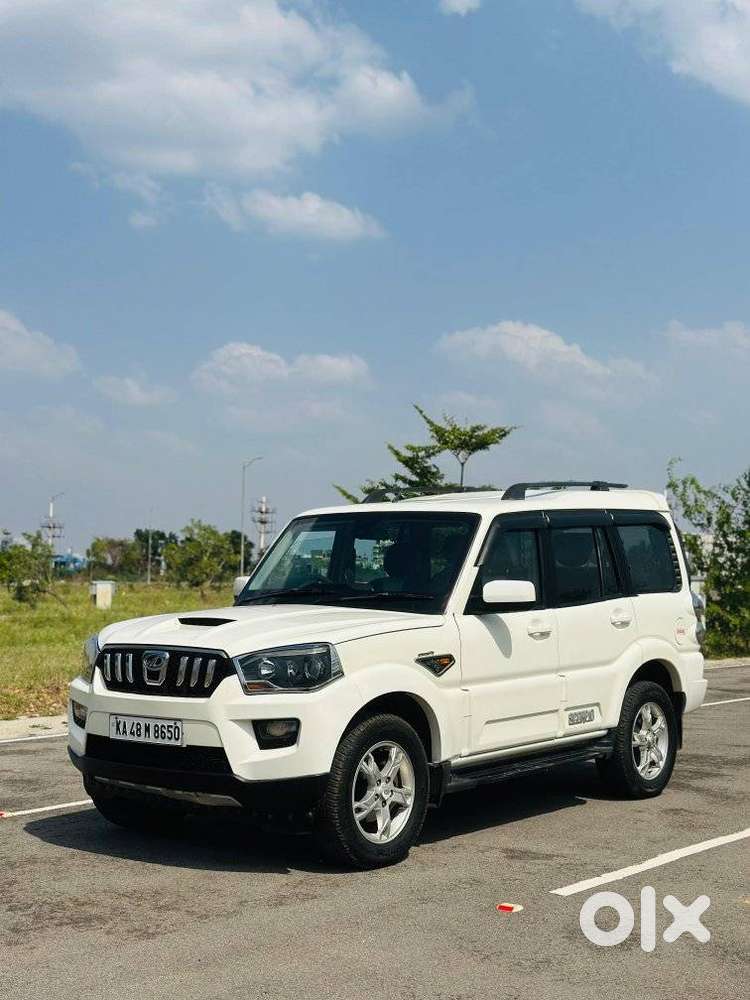 Mahindra Scorpio S10 7 Seater, 2017, Diesel