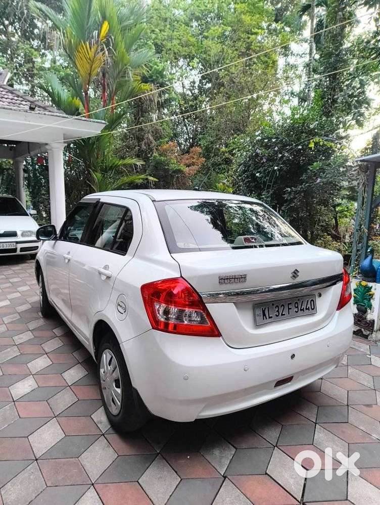 Maruti Suzuki Dzire 1.2 Vxi Amt, 2014, Petrol
