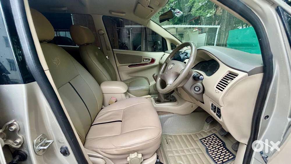 Toyota Innova 2.5 V 7 Str, 2006, Diesel