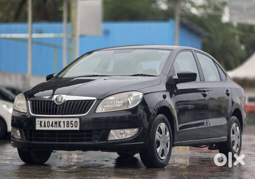 Skoda Rapid, 2012, Petrol