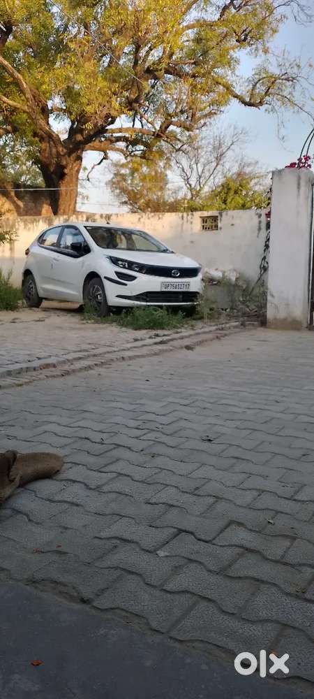 Tata Altroz 1.5 Xe 2024