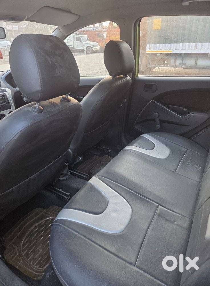 Ford Figo 1.2p Titanium Mt, 2011, Petrol