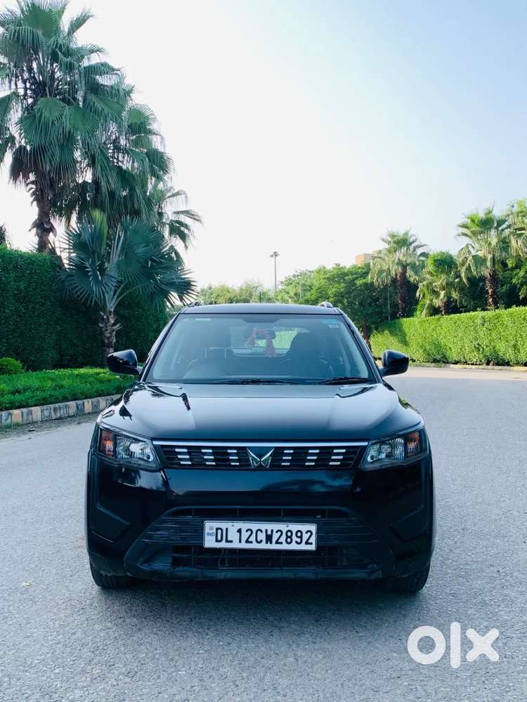 Mahindra Xuv300 W6, 2023, Petrol