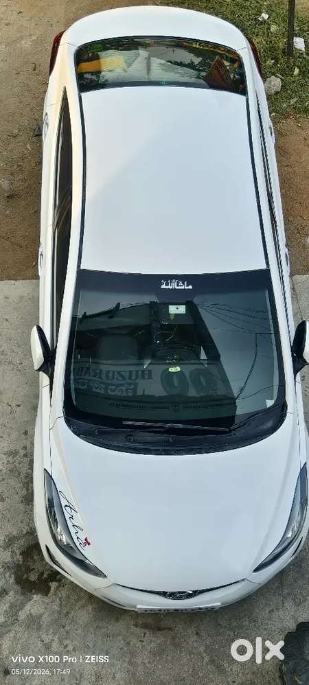 Hyundai Elantra Fluidic Petrol 2015 Model