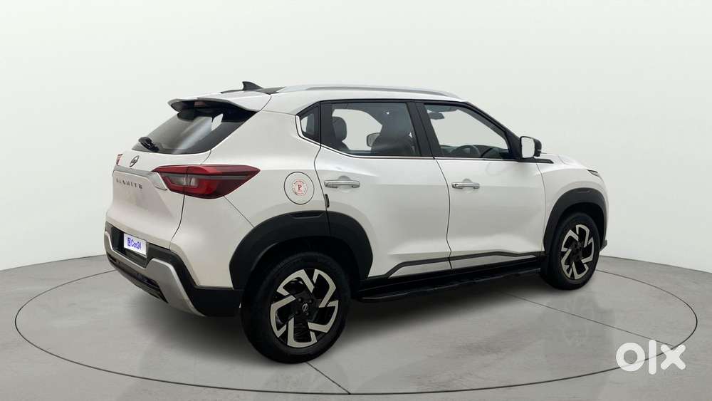 Nissan Magnite 1.0 Xv Premium, 2021, Petrol